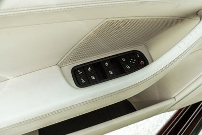 2023 Porsche Panamera 4 Platinum Edition