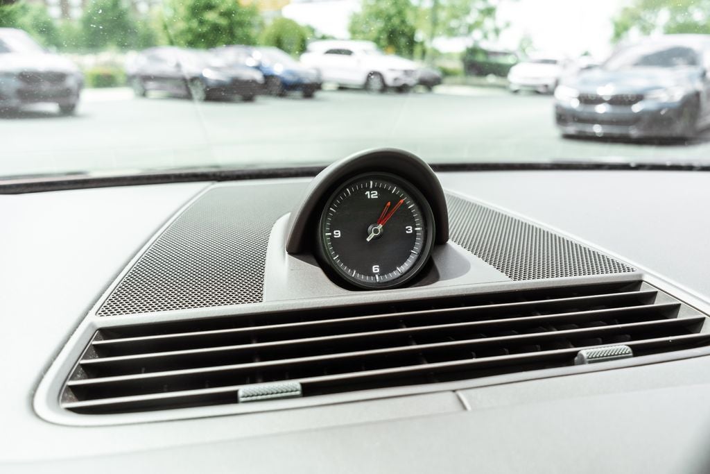 2023 Porsche Panamera 4 Platinum Edition
