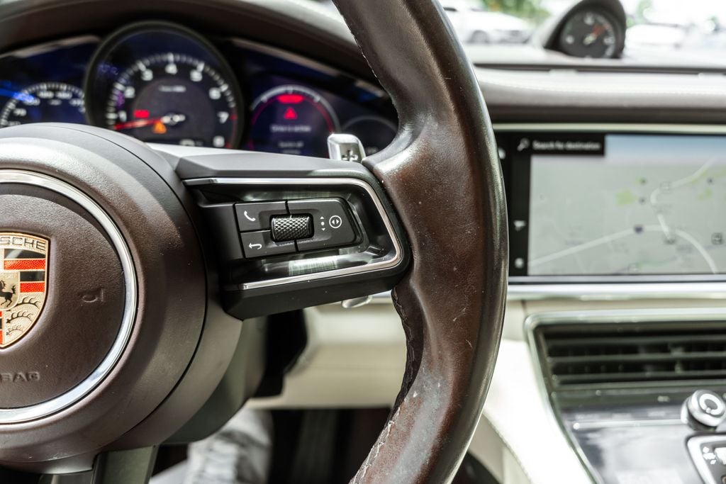 2023 Porsche Panamera 4 Platinum Edition