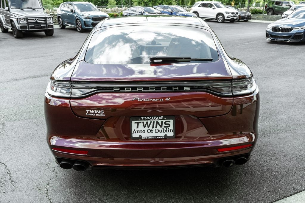 2023 Porsche Panamera 4 Platinum Edition