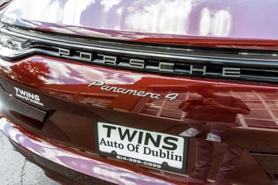 2023 Porsche Panamera 4 Platinum Edition
