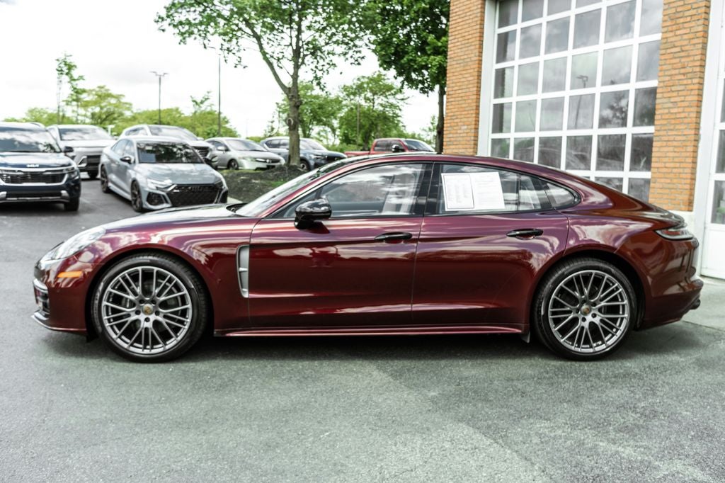 2023 Porsche Panamera 4 Platinum Edition