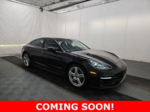 2023 Porsche Panamera 4