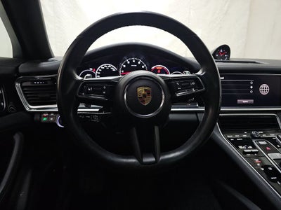2023 Porsche Panamera 4
