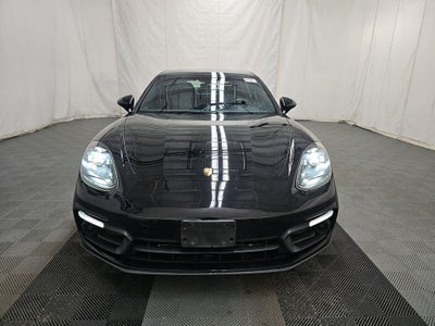 2023 Porsche Panamera 4