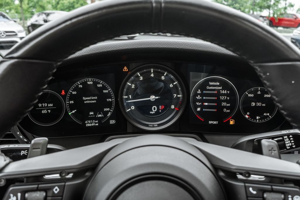 2020 Porsche 911 Carrera