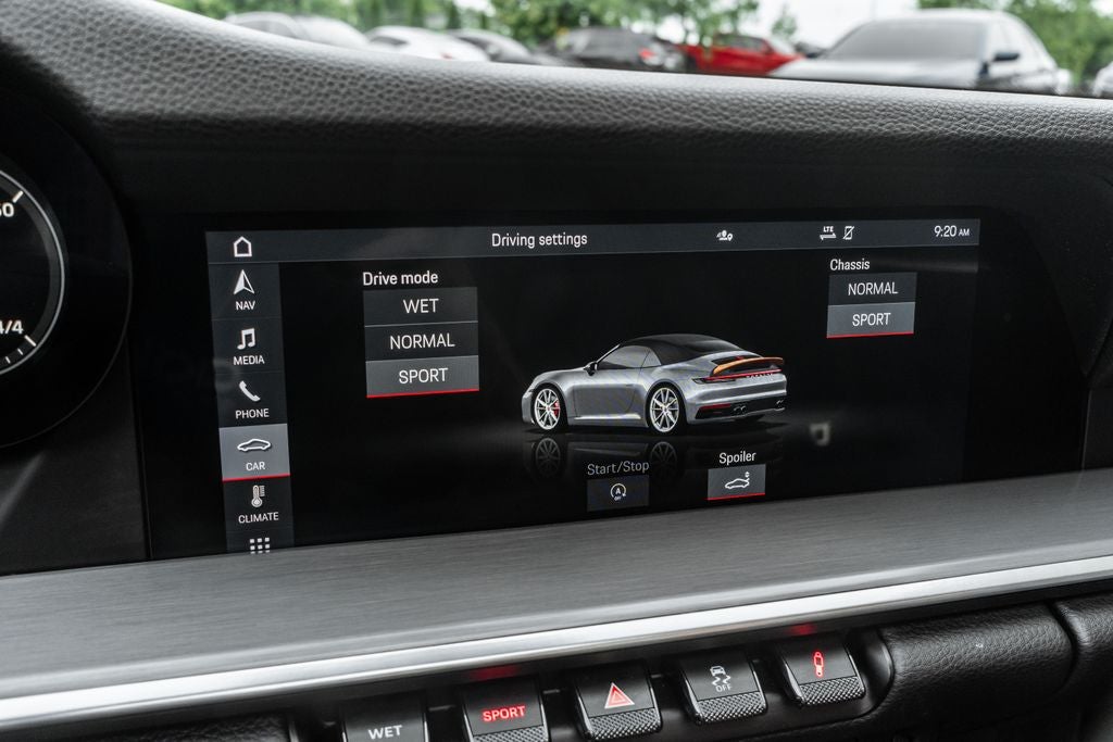 2020 Porsche 911 Carrera