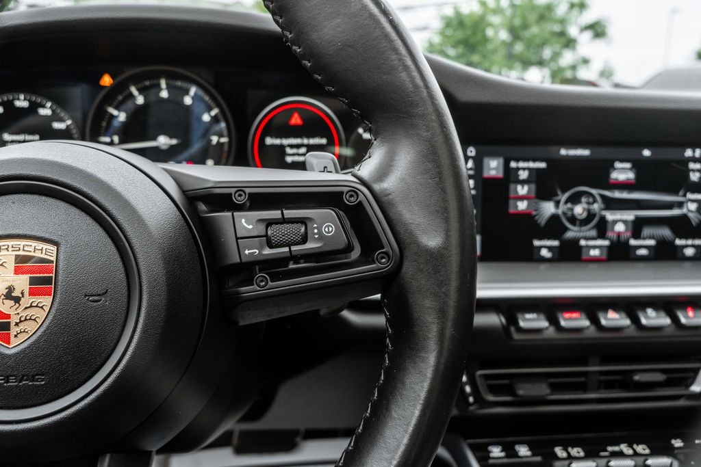 2020 Porsche 911 Carrera
