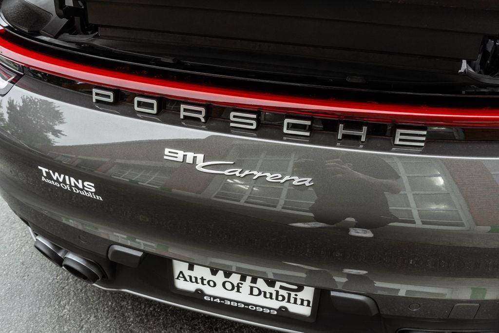 2020 Porsche 911 Carrera