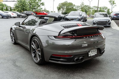 2020 Porsche 911 Carrera