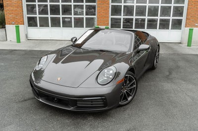 2020 Porsche 911 Carrera