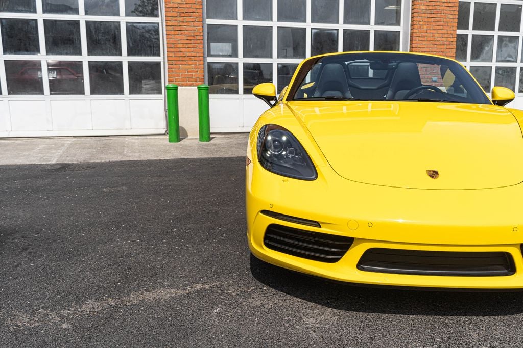 2023 Porsche 718 Boxster S