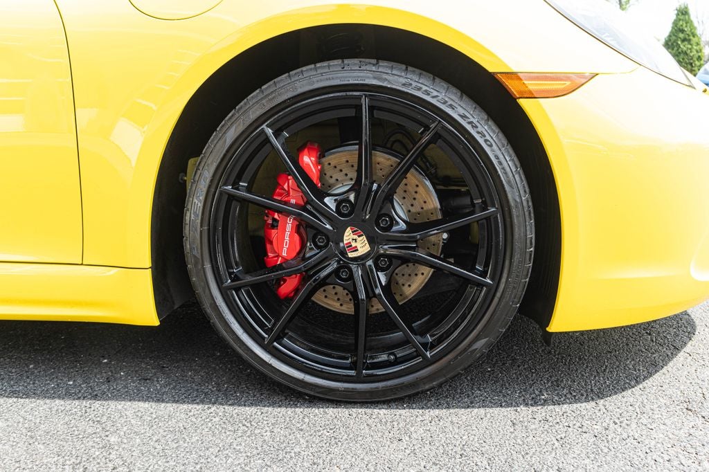 2023 Porsche 718 Boxster S