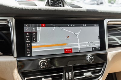 2022 Porsche Macan Base