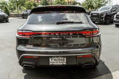 2022 Porsche Macan Base