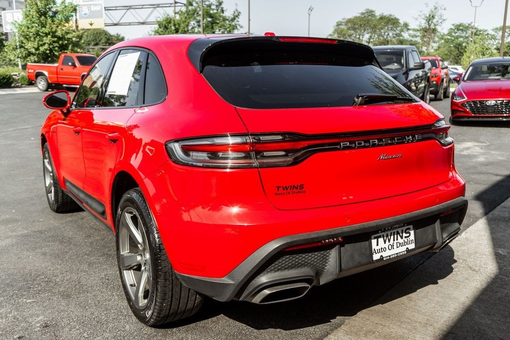 2023 Porsche Macan Base