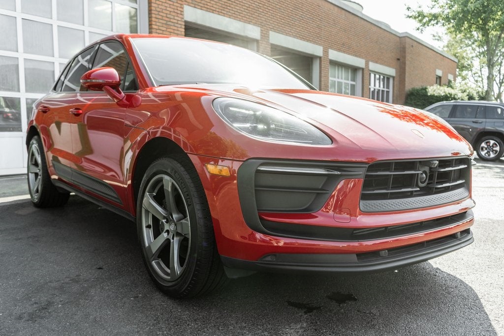 2023 Porsche Macan Base