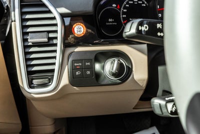2023 Porsche Cayenne Platinum Edition