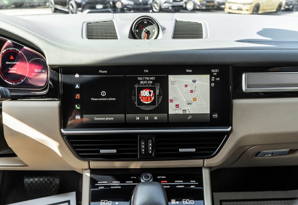 2023 Porsche Cayenne Platinum Edition