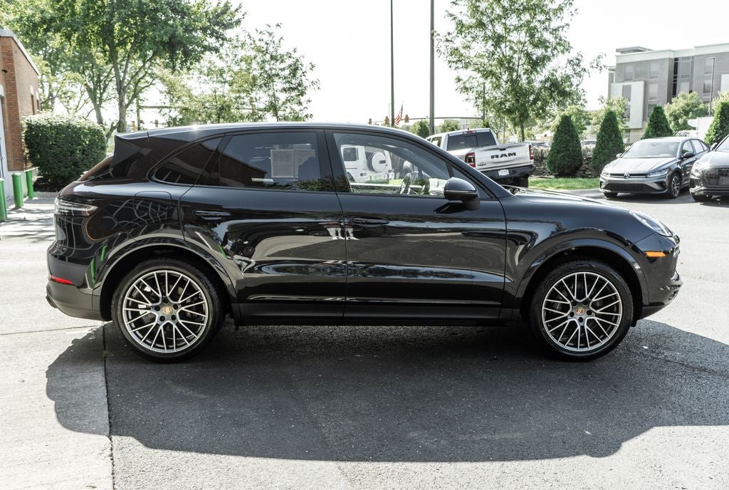 2023 Porsche Cayenne Platinum Edition