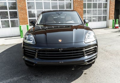 2023 Porsche Cayenne Platinum Edition