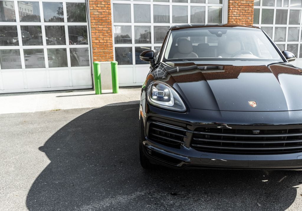 2023 Porsche Cayenne Platinum Edition