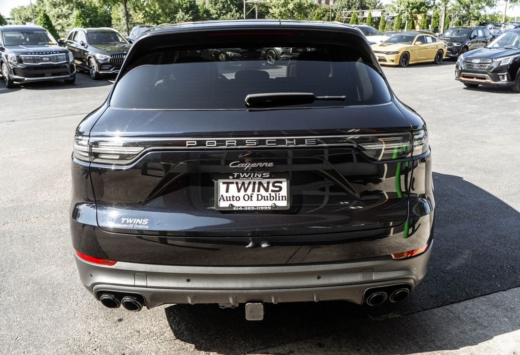 2023 Porsche Cayenne Platinum Edition