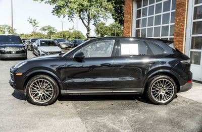 2023 Porsche Cayenne Platinum Edition