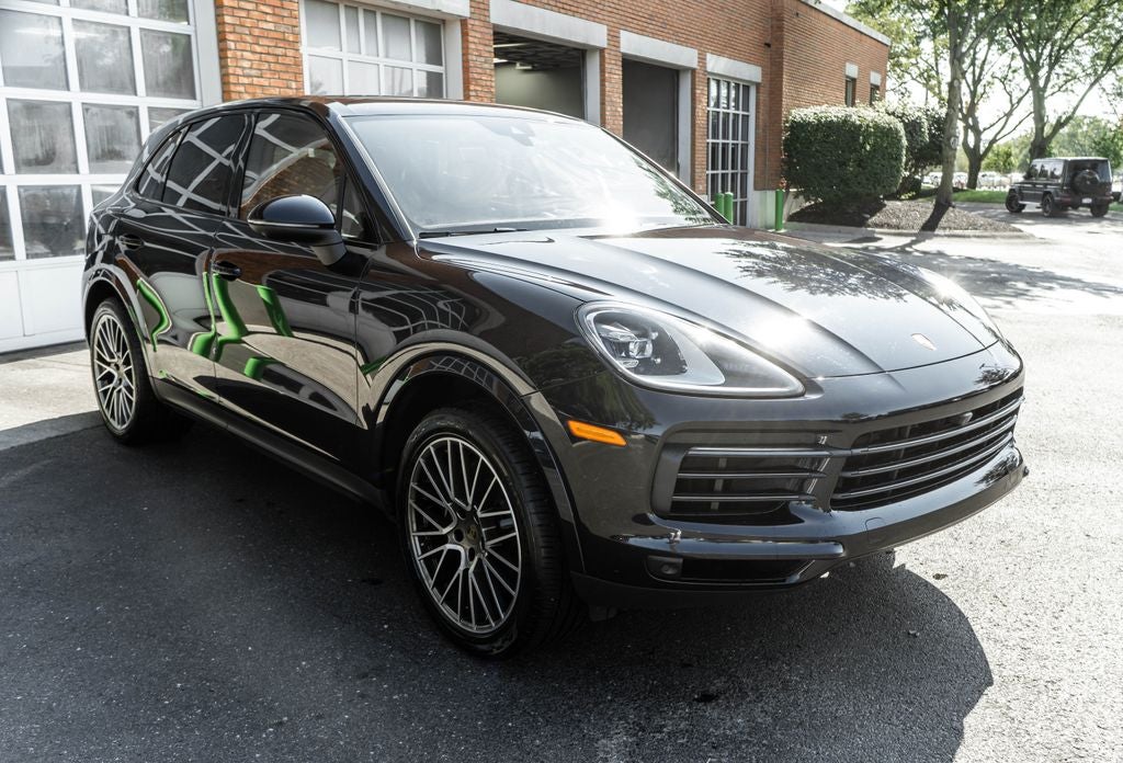 2023 Porsche Cayenne Platinum Edition