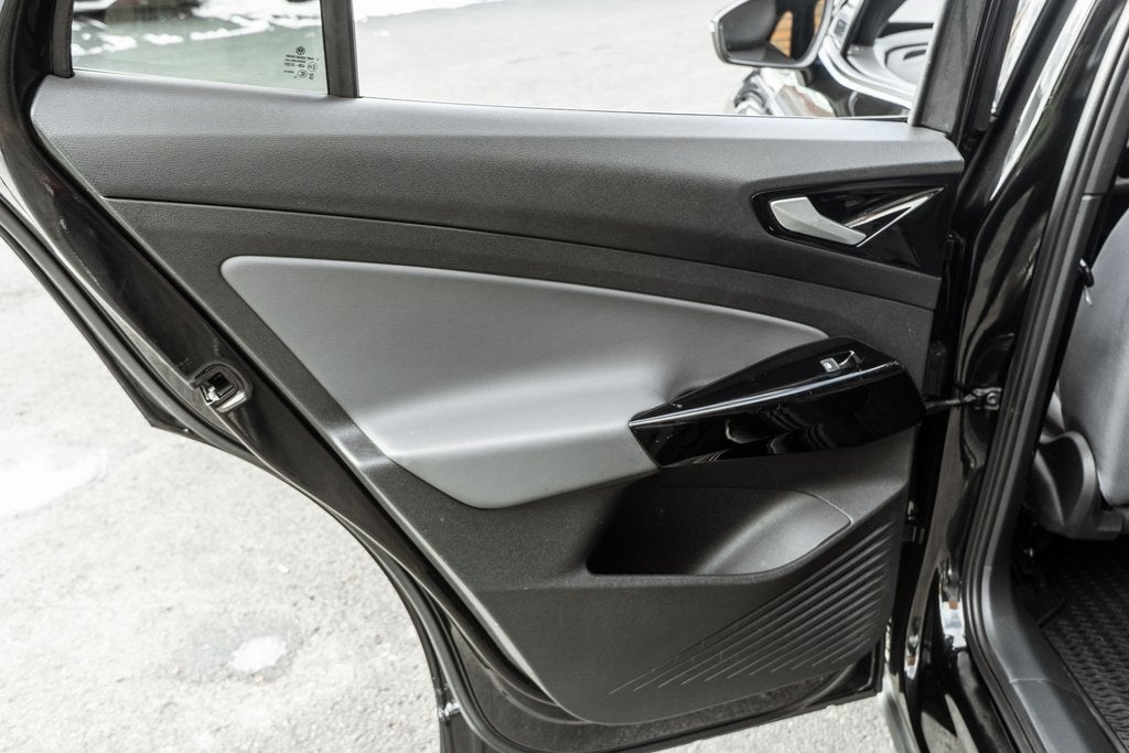 2021 Volkswagen ID.4 Pro