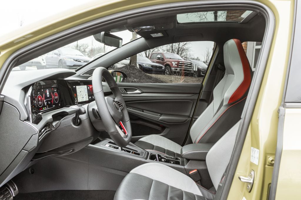 2022 Volkswagen Golf GTI Autobahn