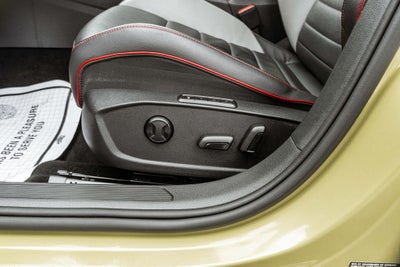 2022 Volkswagen Golf GTI Autobahn