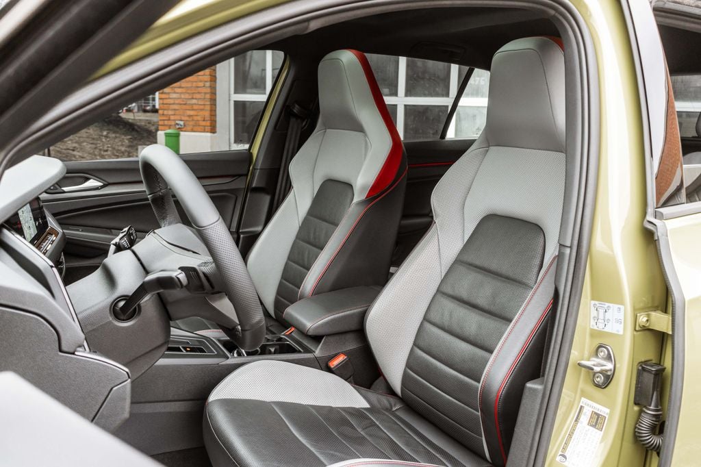 2022 Volkswagen Golf GTI Autobahn