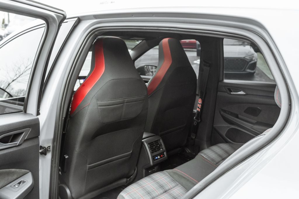 2023 Volkswagen Golf GTI Autobahn