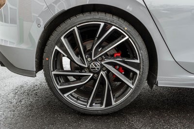 2023 Volkswagen Golf GTI Autobahn