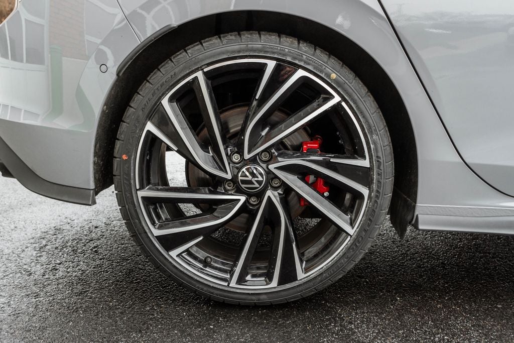 2023 Volkswagen Golf GTI Autobahn