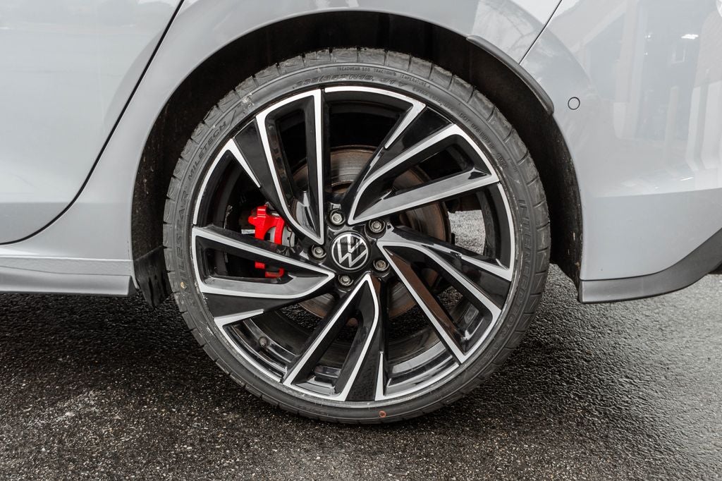 2023 Volkswagen Golf GTI Autobahn