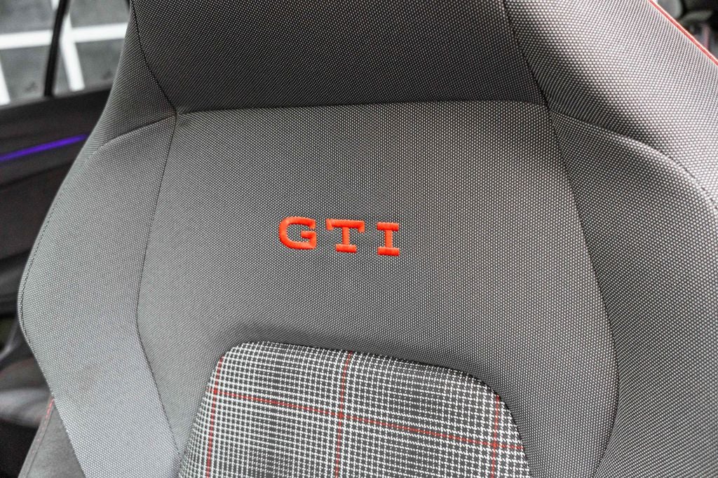 2023 Volkswagen Golf GTI Autobahn