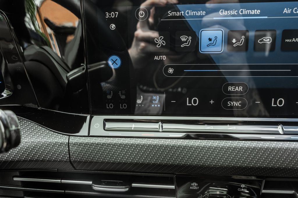 2023 Volkswagen Golf R 2.0T