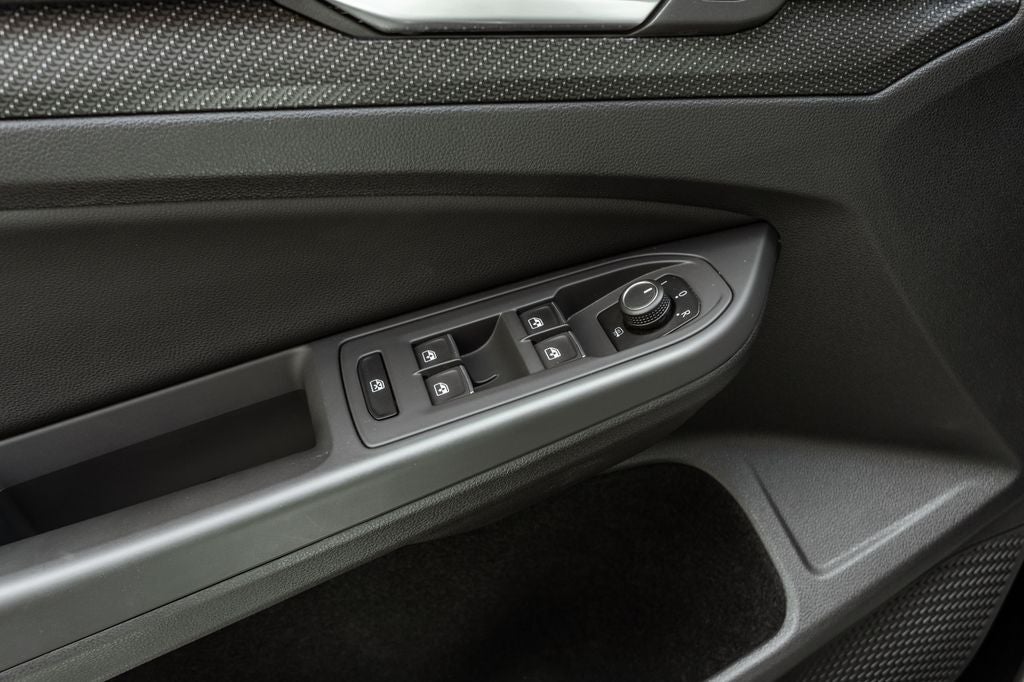 2023 Volkswagen Golf R 2.0T