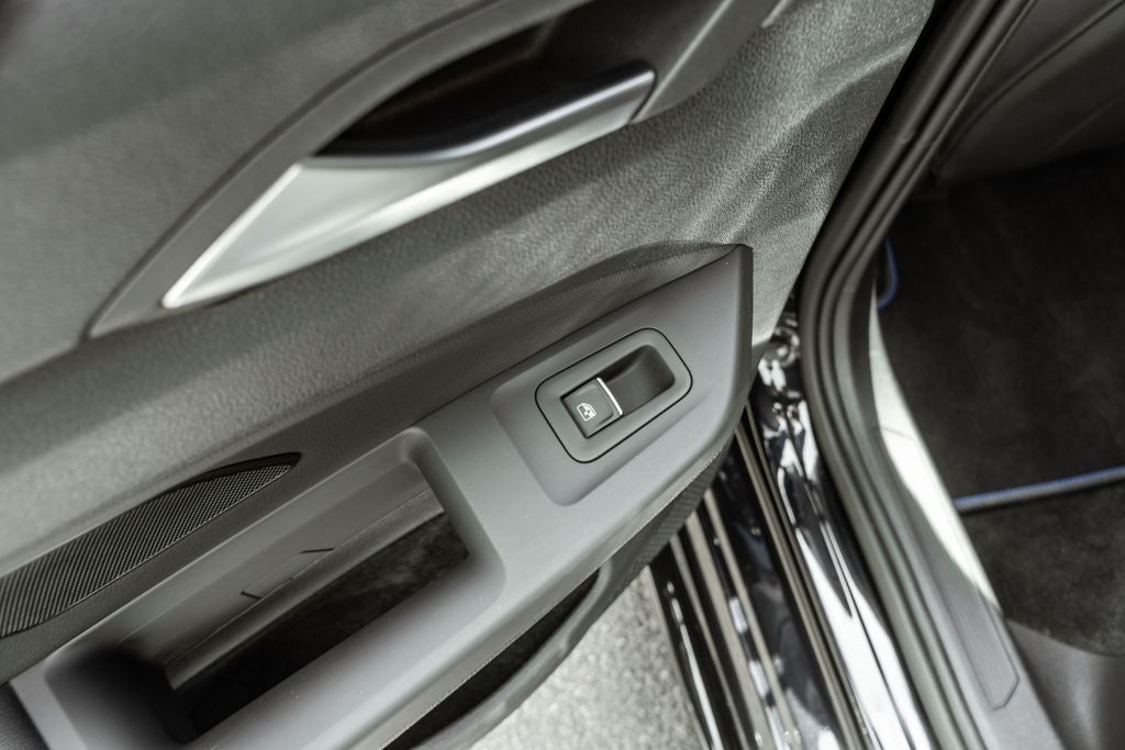 2023 Volkswagen Golf R 2.0T