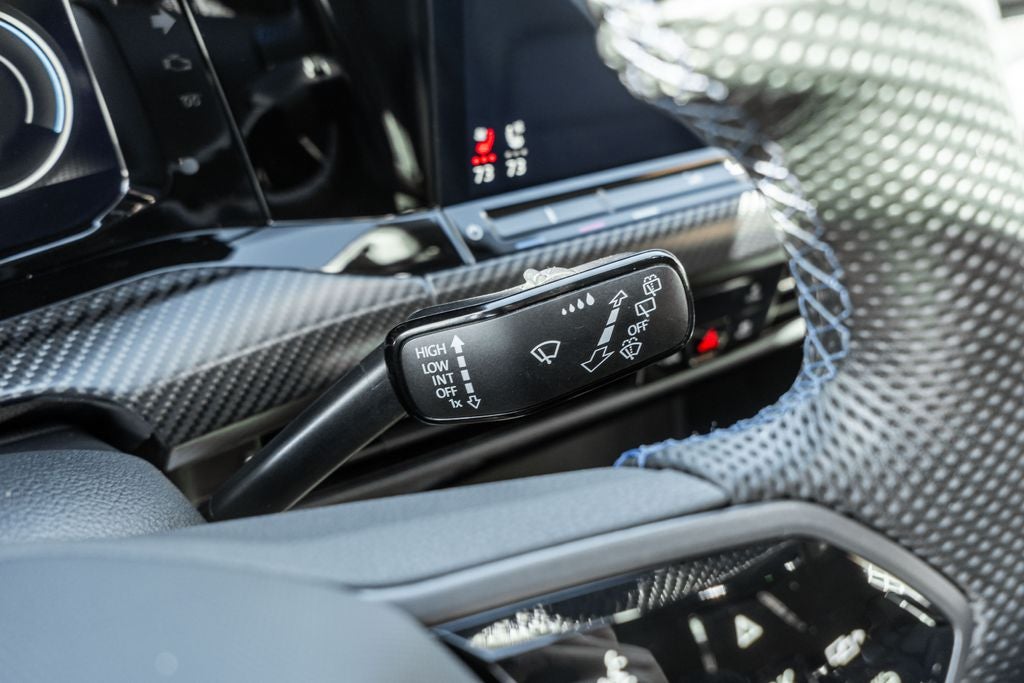 2024 Volkswagen Golf R 2.0T