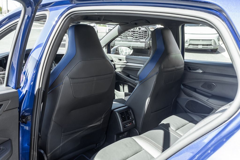 2024 Volkswagen Golf R 2.0T