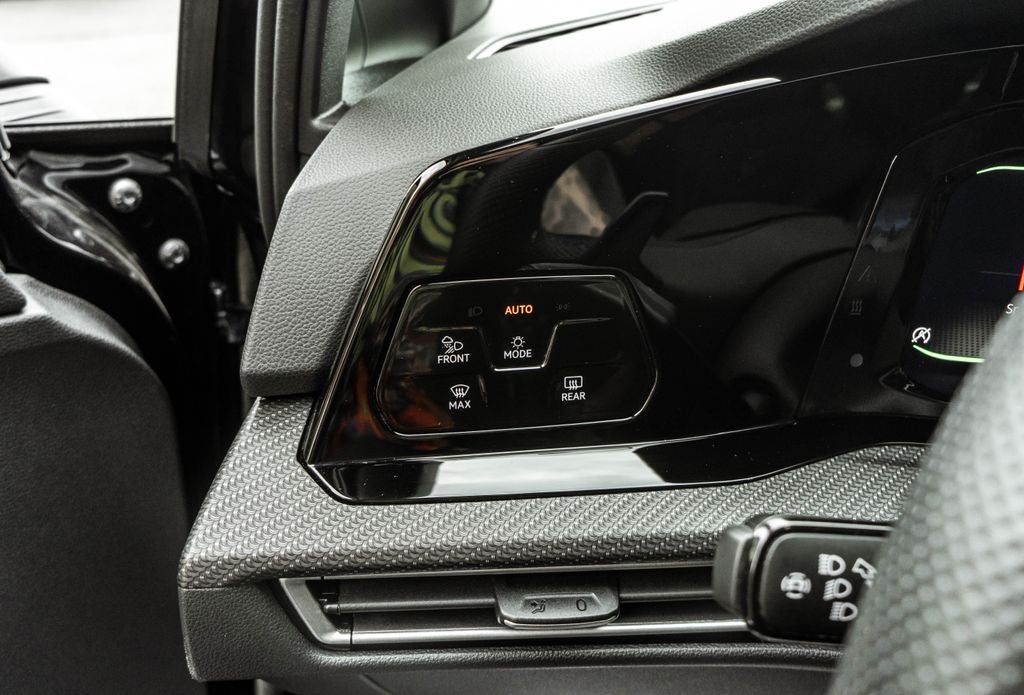 2024 Volkswagen Golf R 2.0T