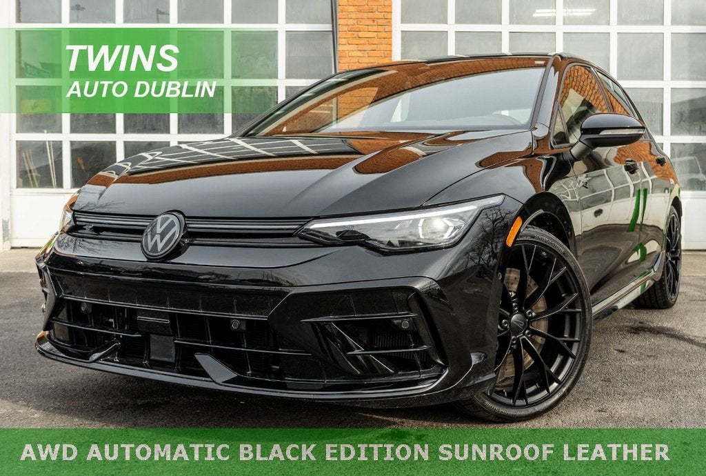 2025 Volkswagen Golf R 2.0T BLACK EDITION