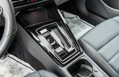 2025 Volkswagen Golf R 2.0T BLACK EDITION