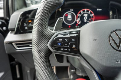 2025 Volkswagen Golf R 2.0T BLACK EDITION