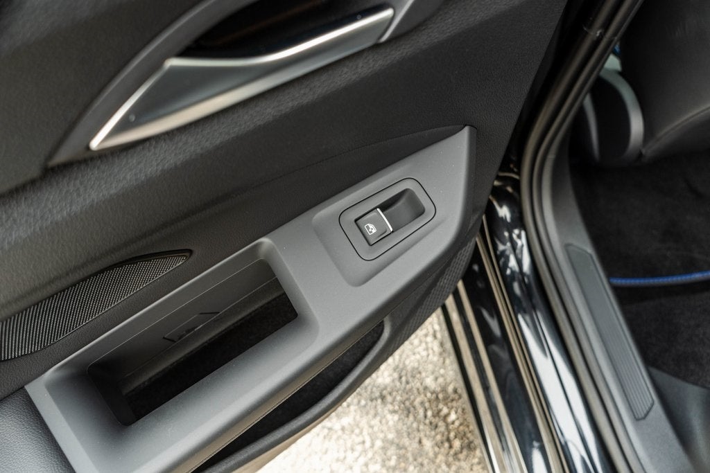 2025 Volkswagen Golf R 2.0T BLACK EDITION