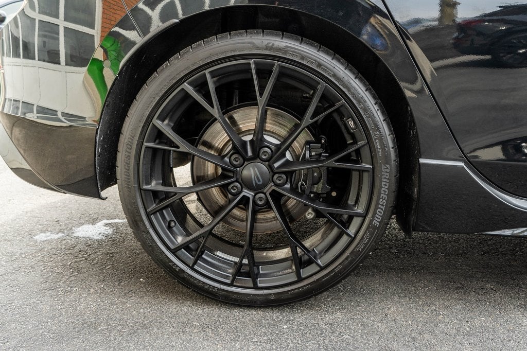 2025 Volkswagen Golf R 2.0T BLACK EDITION