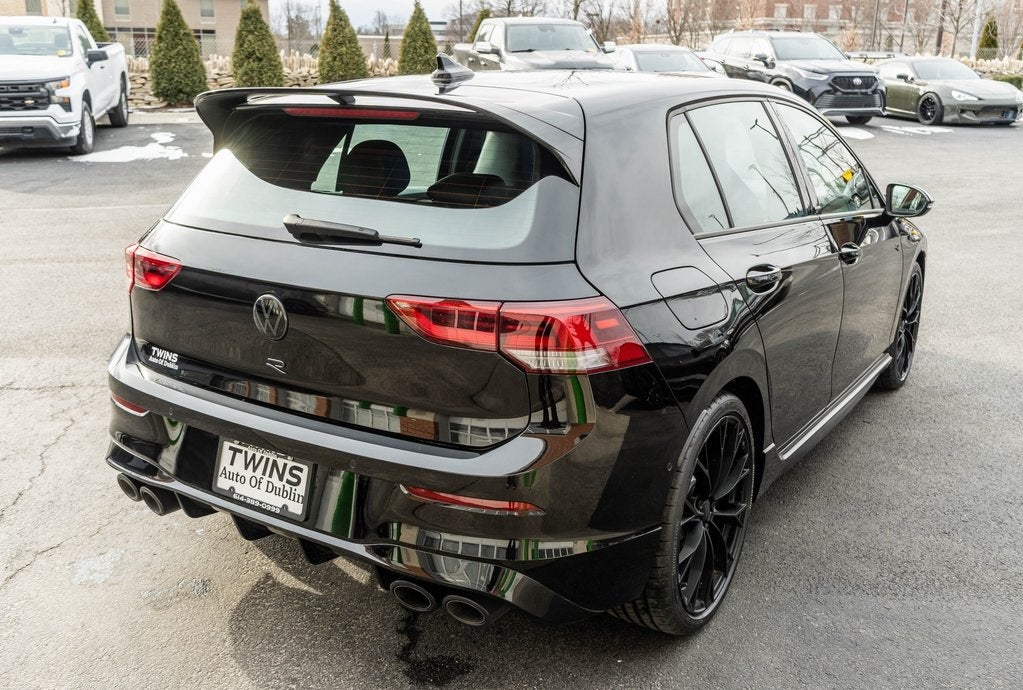 2025 Volkswagen Golf R 2.0T BLACK EDITION